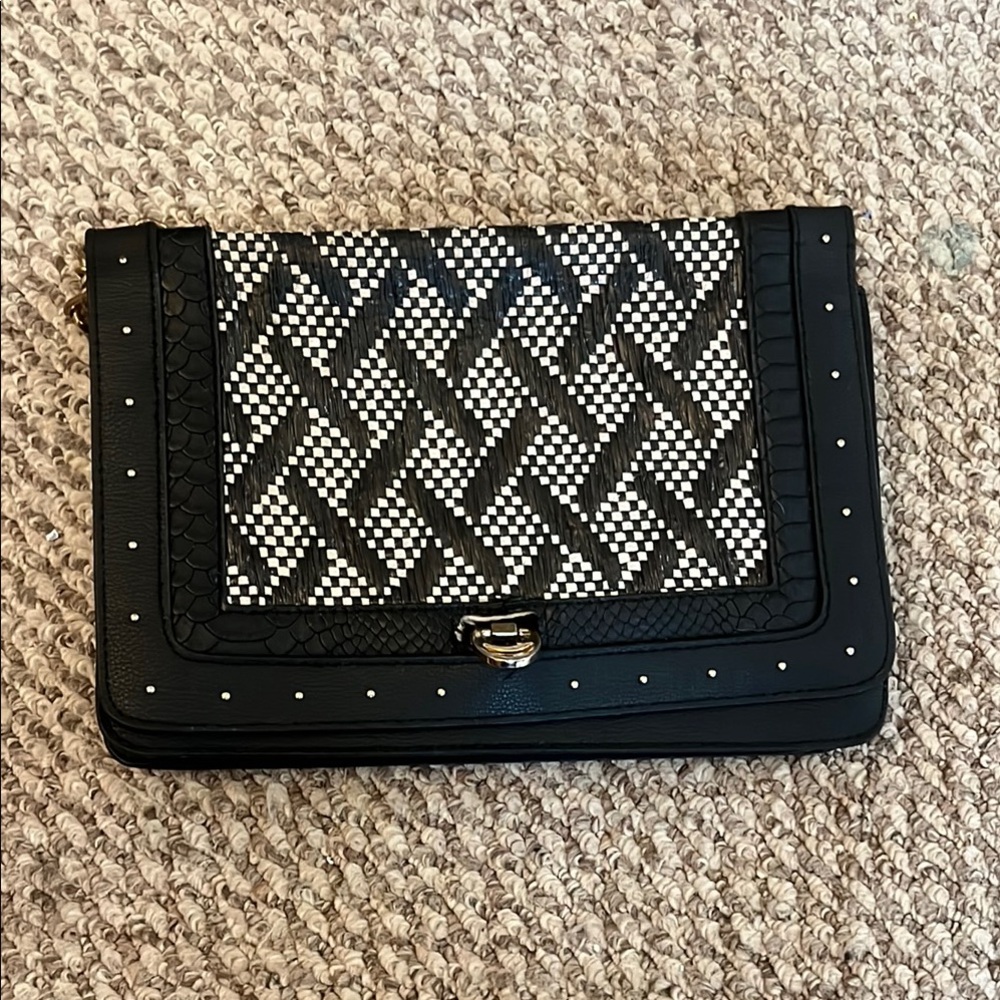 Primark Black and White Crossbody Bag with Woven Pattern